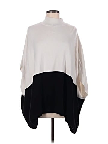Liz Claiborne Poncho (view 1)