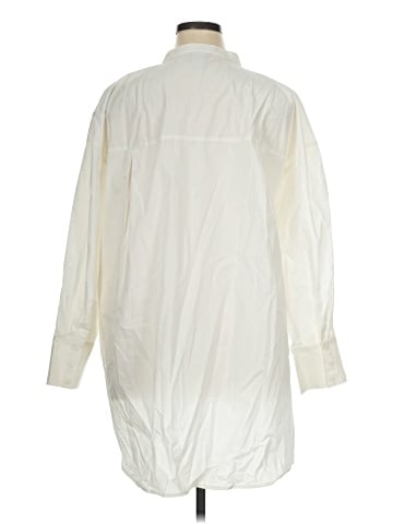 Worthington Long Sleeve Button-Down Shirt (view 2)