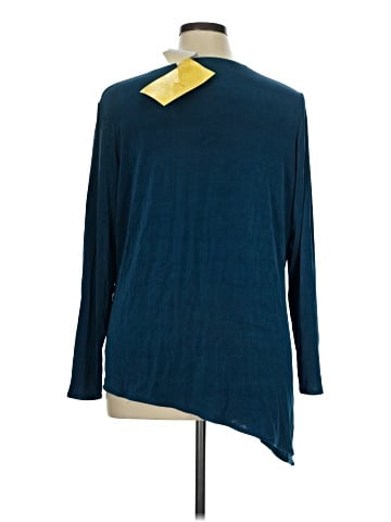 Citiknits 3/4 Sleeve Top (view 2)