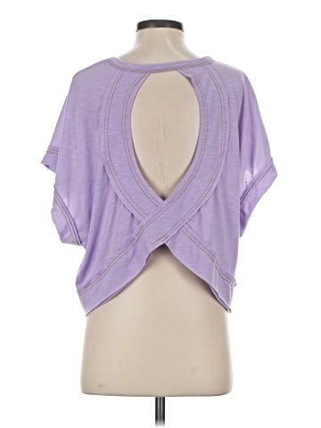 Shein Short Sleeve T-Shirt (view 2)