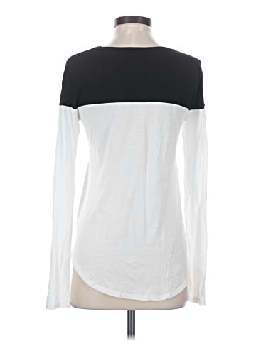 Vince. Long Sleeve T-Shirt (view 2)