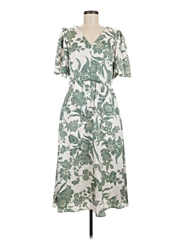 Julia Jordan Casual Dress (view 1)