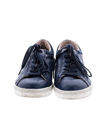 Lacoste Sneakers (view 2)