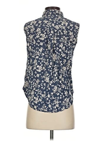 Kohl's Sleeveless Blouse (view 2)