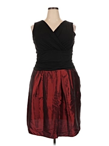 En Focus Cocktail Dress (view 1)