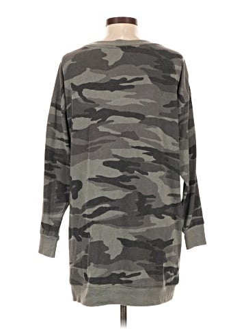 Splendid Pullover Sweater (view 2)