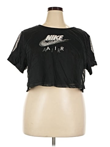 Nike Short Sleeve T-Shirt (view 1)