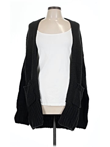 Indah Cardigan (view 1)