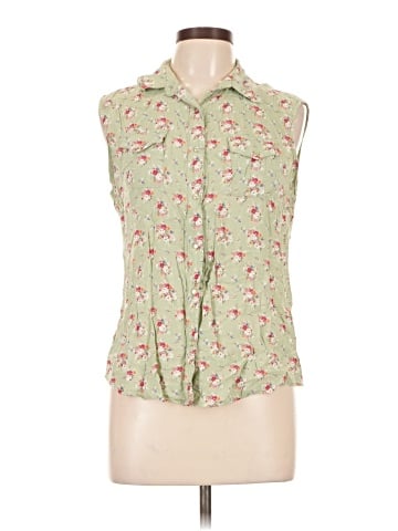 Wrangler Jeans Co Sleeveless Button-Down Shirt (view 1)