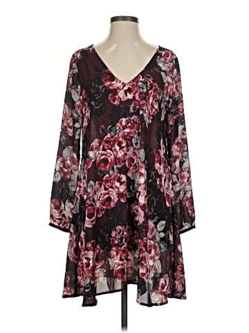 Cupcakes & Cashmere Casual Dress (view 1)