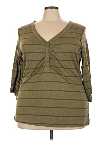 Bobbie Brooks 3/4 Sleeve T-Shirt (view 1)