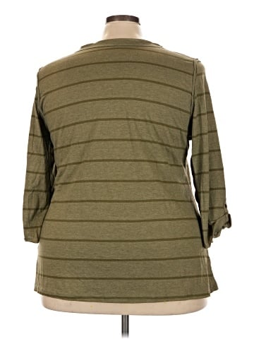 Bobbie Brooks 3/4 Sleeve T-Shirt (view 2)