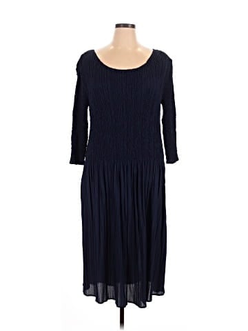 VEECA Casual Dress (view 1)