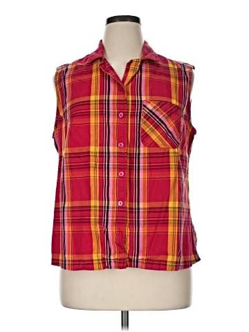 Erika Sleeveless Button-Down Shirt (view 1)