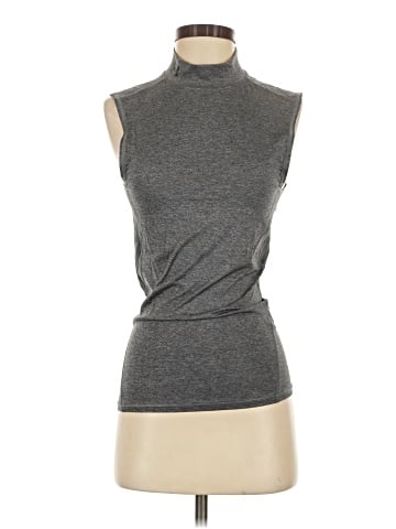 Under Armour Sleeveless T-Shirt (view 1)