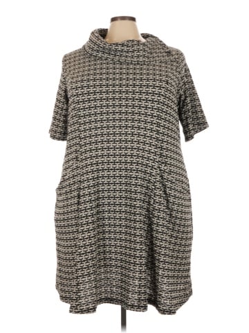 Signature by Robbie Bee Casual Dress (view 1)