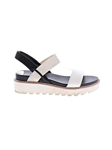 Mia Sandals (view 1)