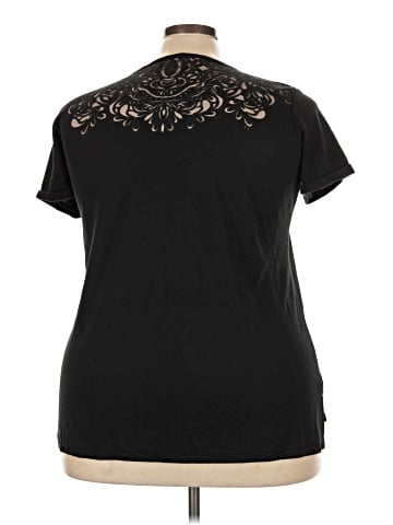C. Wonder Short Sleeve Top (view 2)