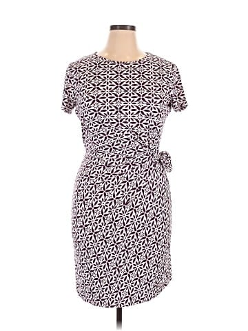 Diane von Furstenberg Casual Dress (view 1)