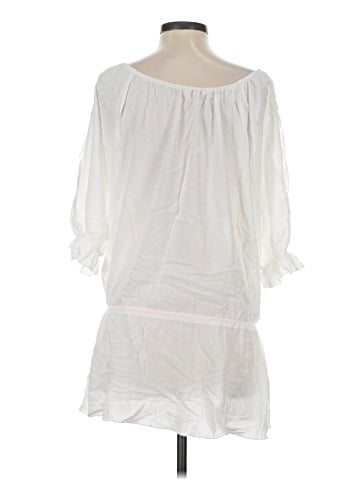 Victoria's Secret 3/4 Sleeve Blouse (view 2)