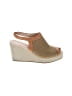 Tommy Bahama Tan Wedges Size 7 - photo 1