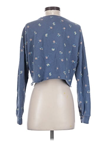 colsie Pullover Sweater (view 2)