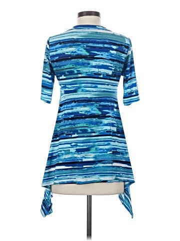 Karen Kane Short Sleeve Top (view 2)