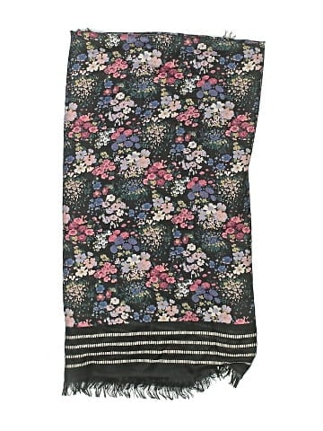 Gap Scarf (view 2)