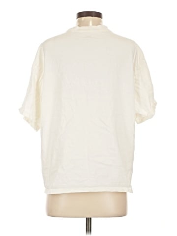 Levi's Short Sleeve T-Shirt (view 2)