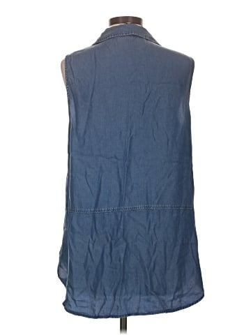 Jones New York Signature Sleeveless Button-Down Shirt (view 2)