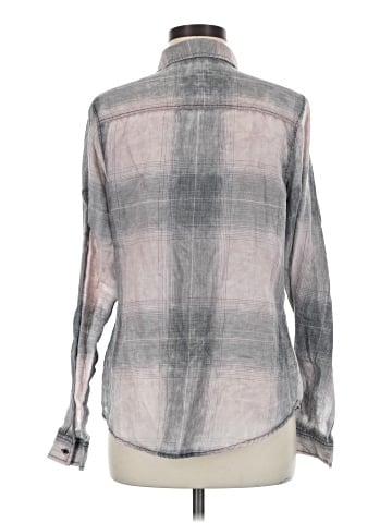 Maurices Long Sleeve Button-Down Shirt (view 2)