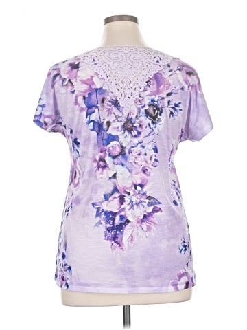 Laura Scott Short Sleeve T-Shirt (view 2)