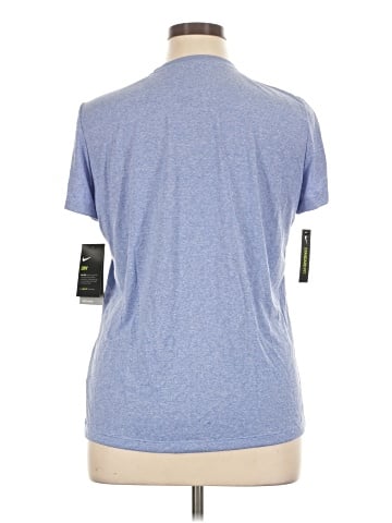 Nike Active T-Shirt (view 2)
