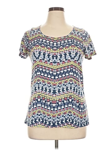 Lularoe Short Sleeve Top (view 1)