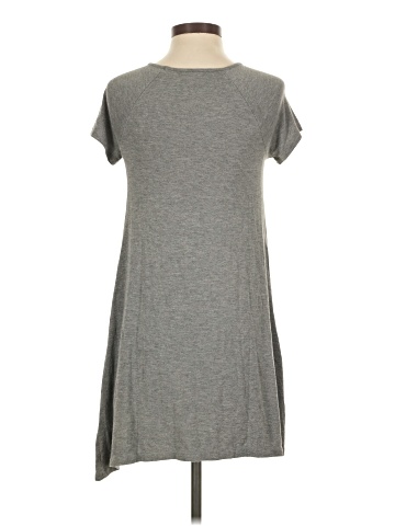 Old Navy Casual Dress (view 2)