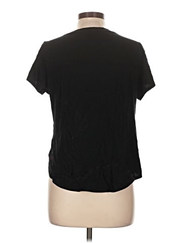 Old Navy Short Sleeve T-Shirt (view 2)