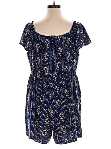 BLOOMCHIC Romper (view 2)