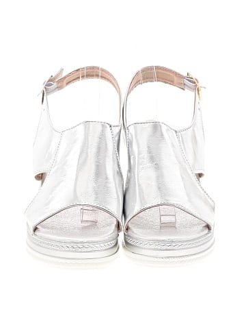 Unbranded Wedges (view 2)