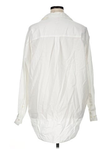 Gap Long Sleeve Button-Down Shirt (view 2)