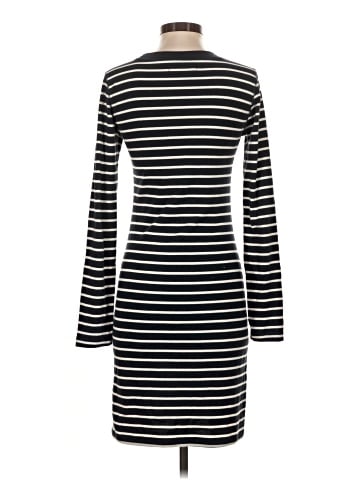 Abercrombie & Fitch Casual Dress (view 2)