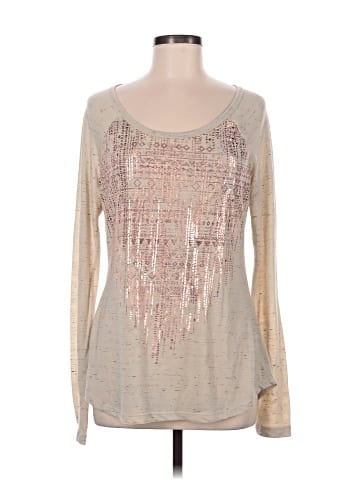 Maurices Long Sleeve T-Shirt (view 1)