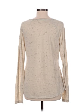 Maurices Long Sleeve T-Shirt (view 2)