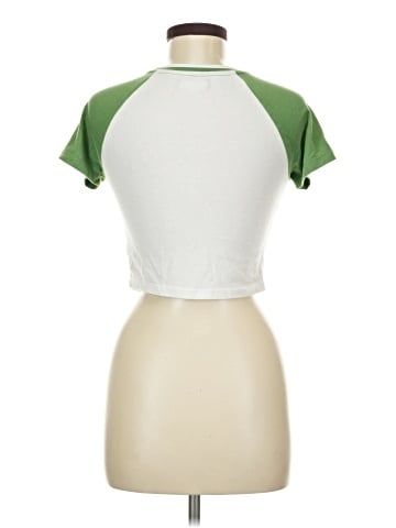 colsie Short Sleeve T-Shirt (view 2)