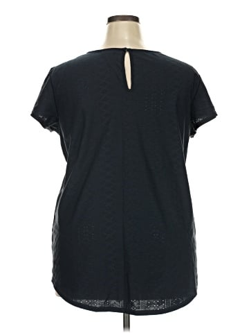 Weatherproof Short Sleeve Top (view 2)