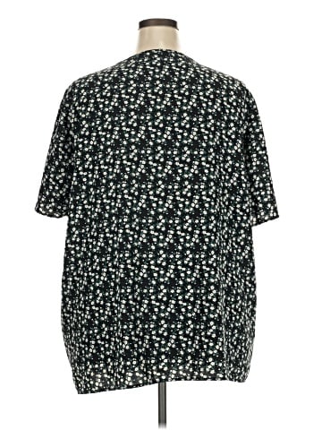 BLOOMCHIC Short Sleeve Top (view 2)