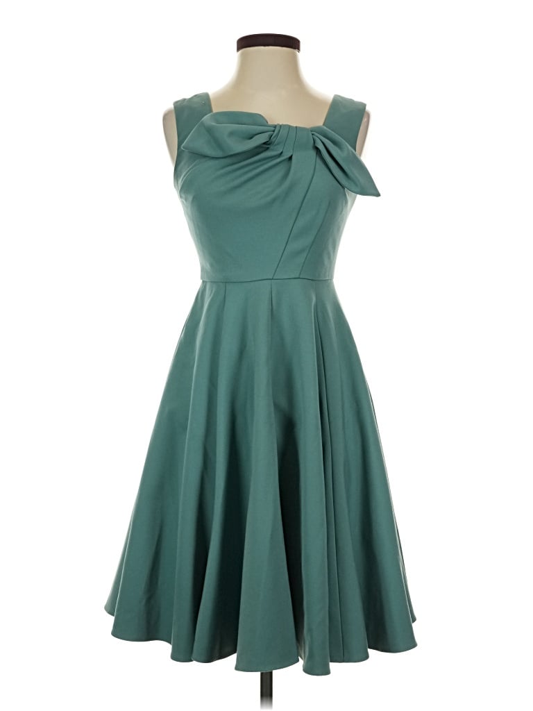 Pre-owned Gal Meets Glam Cocktail Dress In Teal
