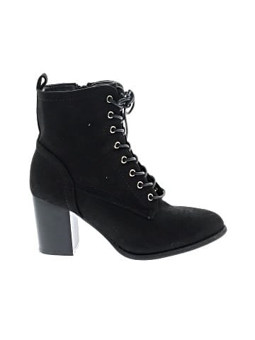 Journee Collection Ankle Boots (view 1)