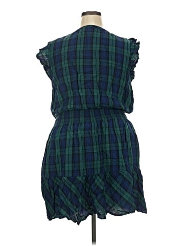 Vineyard Vines Casual Dress (view 2)