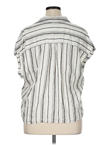 Gap Short Sleeve Blouse (view 2)