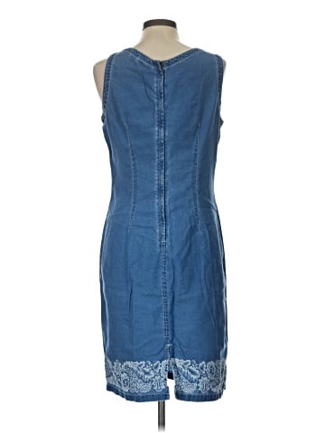 Lizwear by Liz Claiborne Casual Dress (view 2)